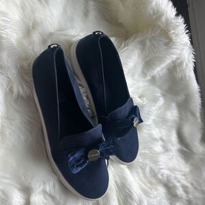 Liz Claiborne LC WEAVER‎ Slip-On Suede Sneaker, Loafer Flats Velvet Bow. Size 10